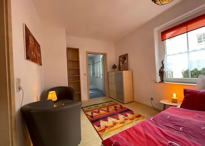 Am Wald * غروسشوناو